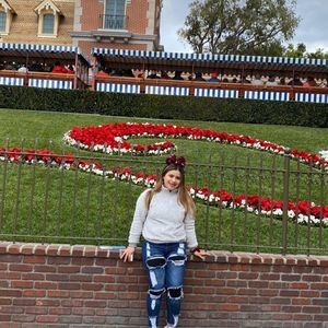 Meet your Posher, Amalia